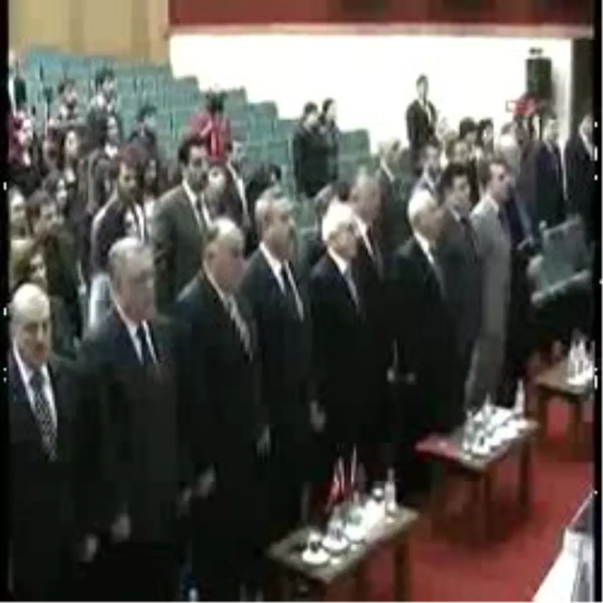 İzmir\' De Uluslararası Hukuk Kongresi