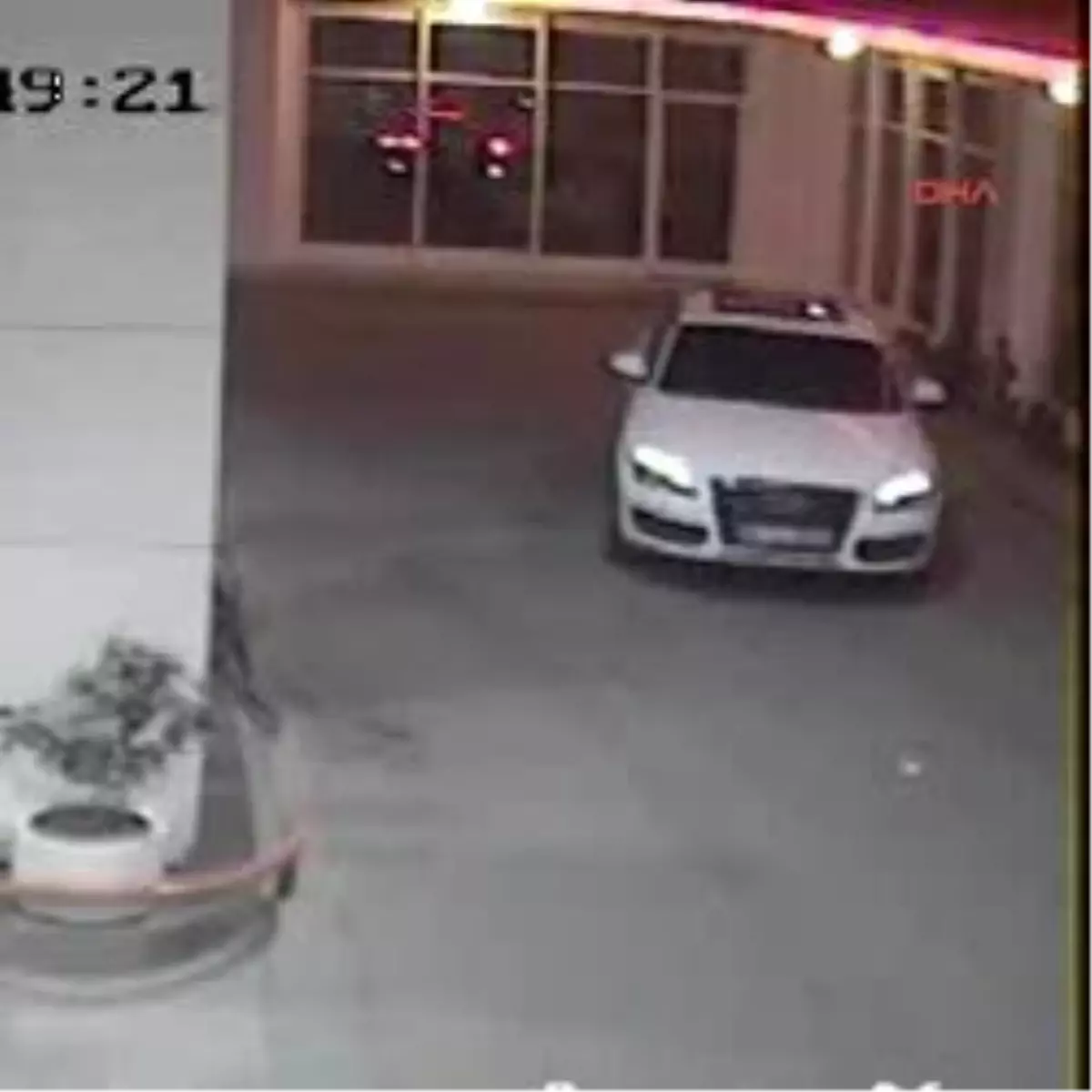 Oto Hırsızlarına Film Gibi Operasyon