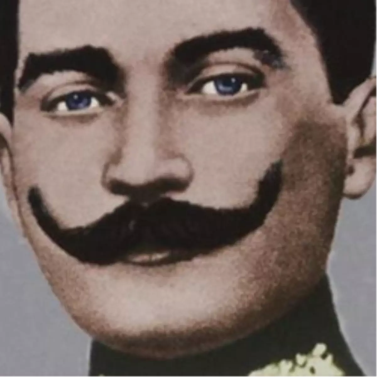 Atatürk Ayıbına Sert Tepki