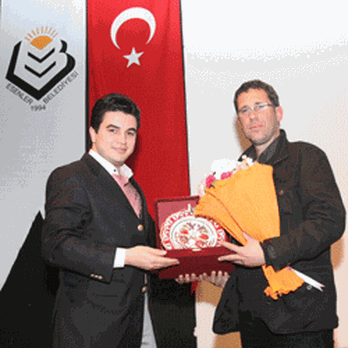 Araştırmacı-Yazar Hakan Albayrak: Arap Dünyasındaki Gelişmeler Hayrımıza