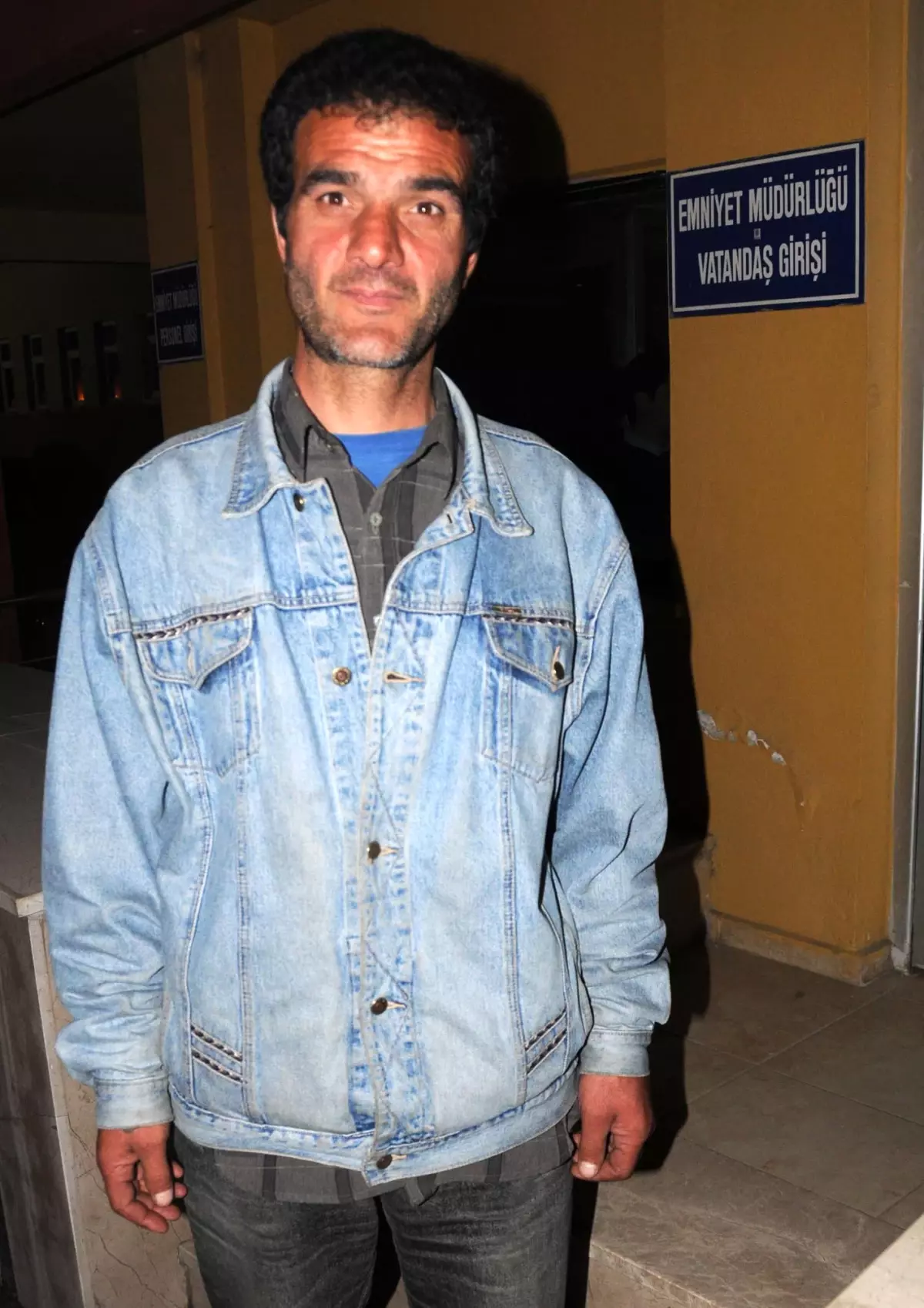 Rize\'de Ermenistan Vatandaşına Polis Sahip Çıktı