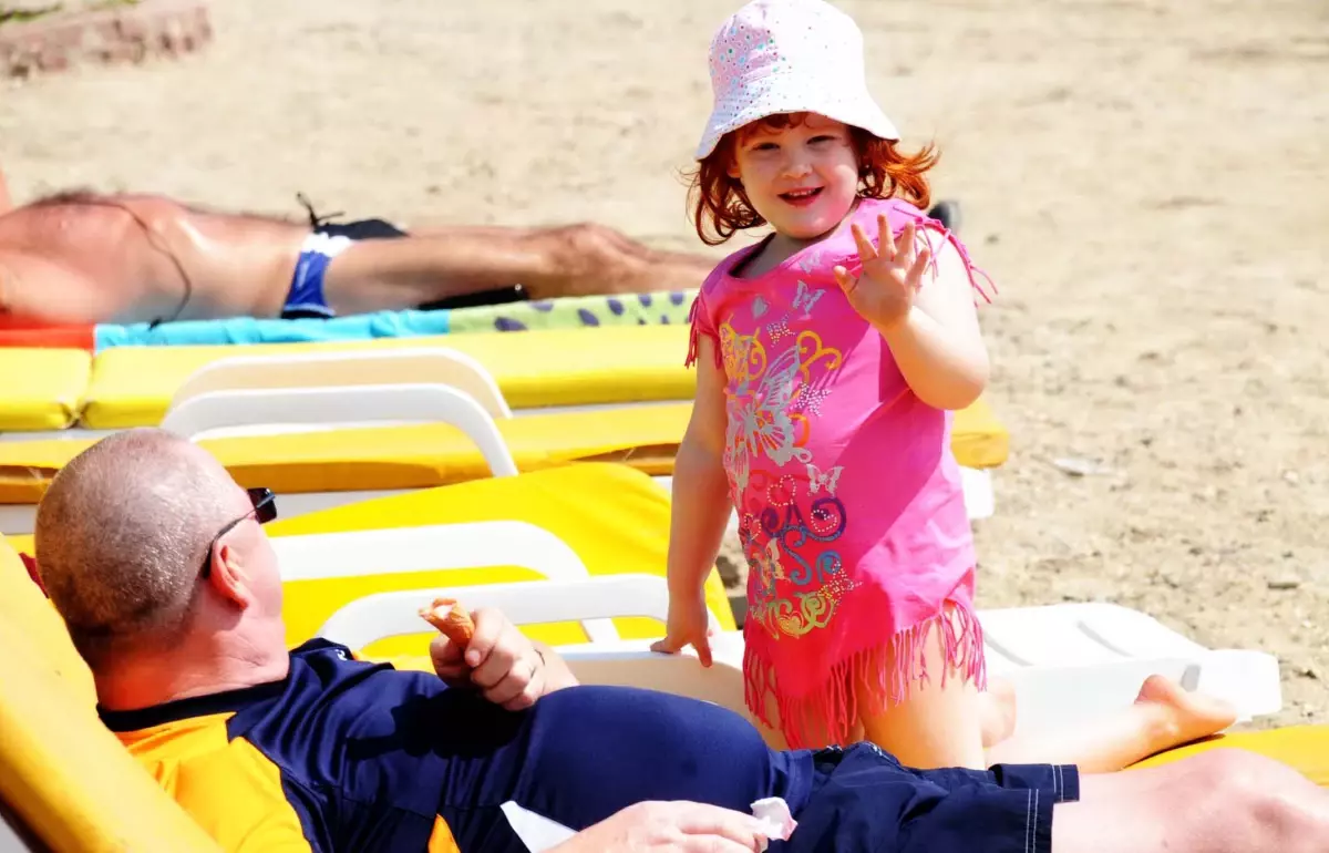 Bodrum\'u İskoç Turistler Isıttı