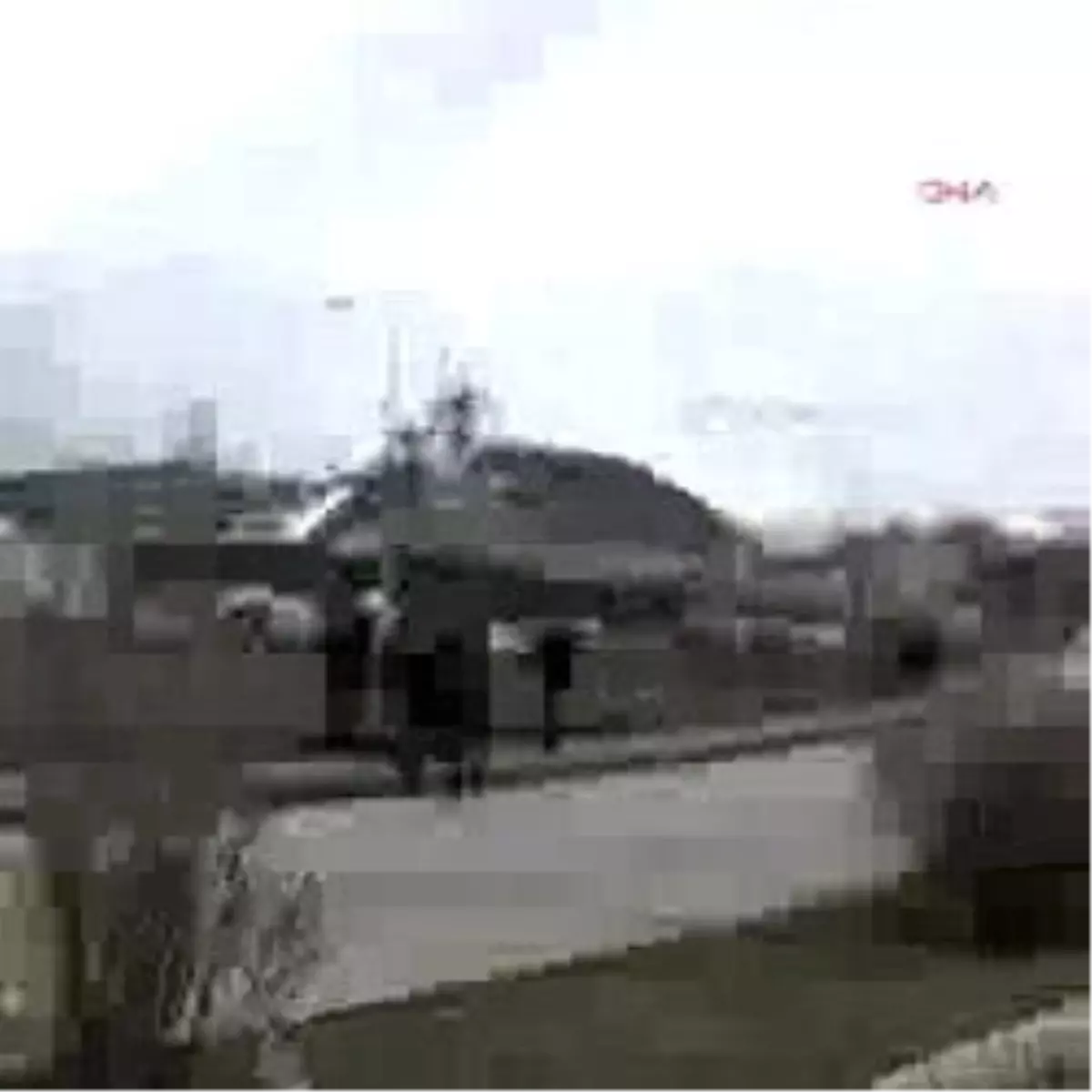 Üniversitede Fular Kavgası