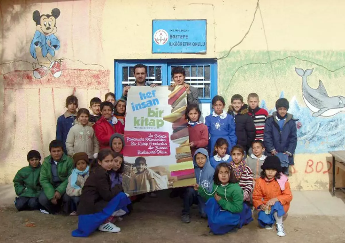 Sanal Kampanyayla 23 Okula Kitap