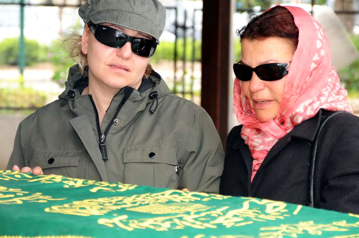 Emekli MİT'çinin Katil Zanlısı Olarak Çocukluk Arkadaşı Aranıyor