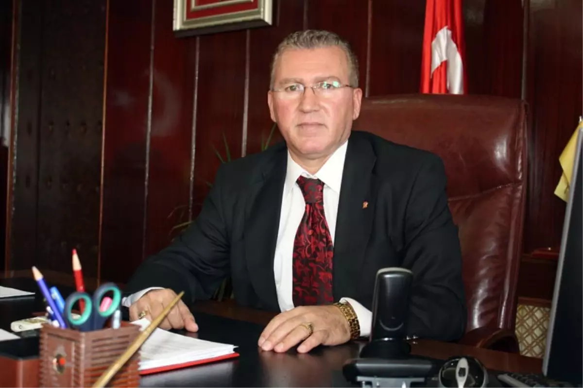 CHP'li Yeniçiftlik Belediye Başkanı AK Parti'ye Geçti