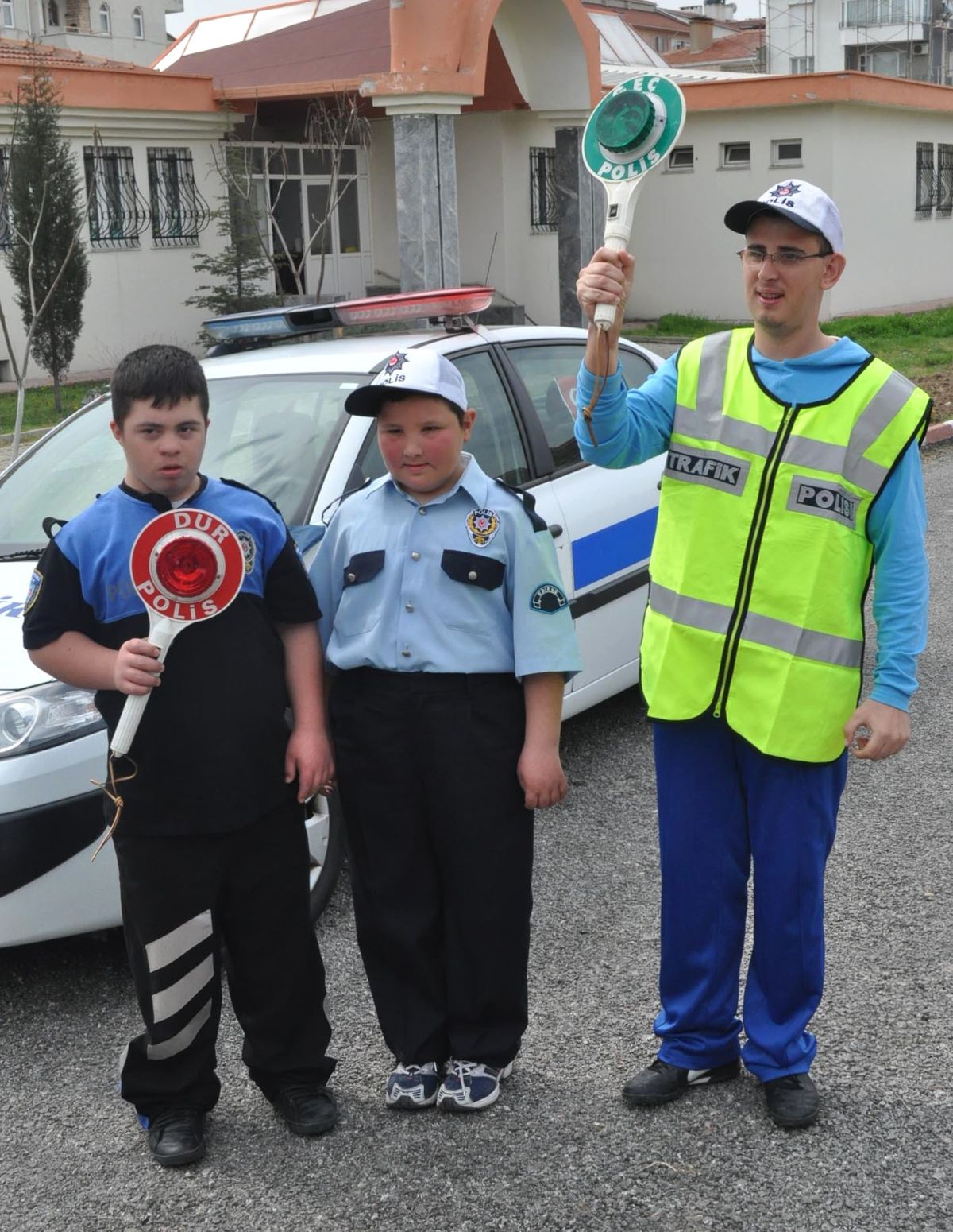 Engelli Öğrenciler Polis Oldu