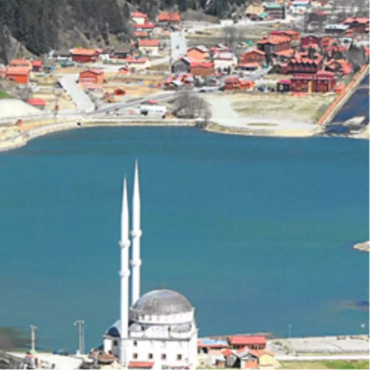 Uzun Göl Değil Uzun Havuz!
