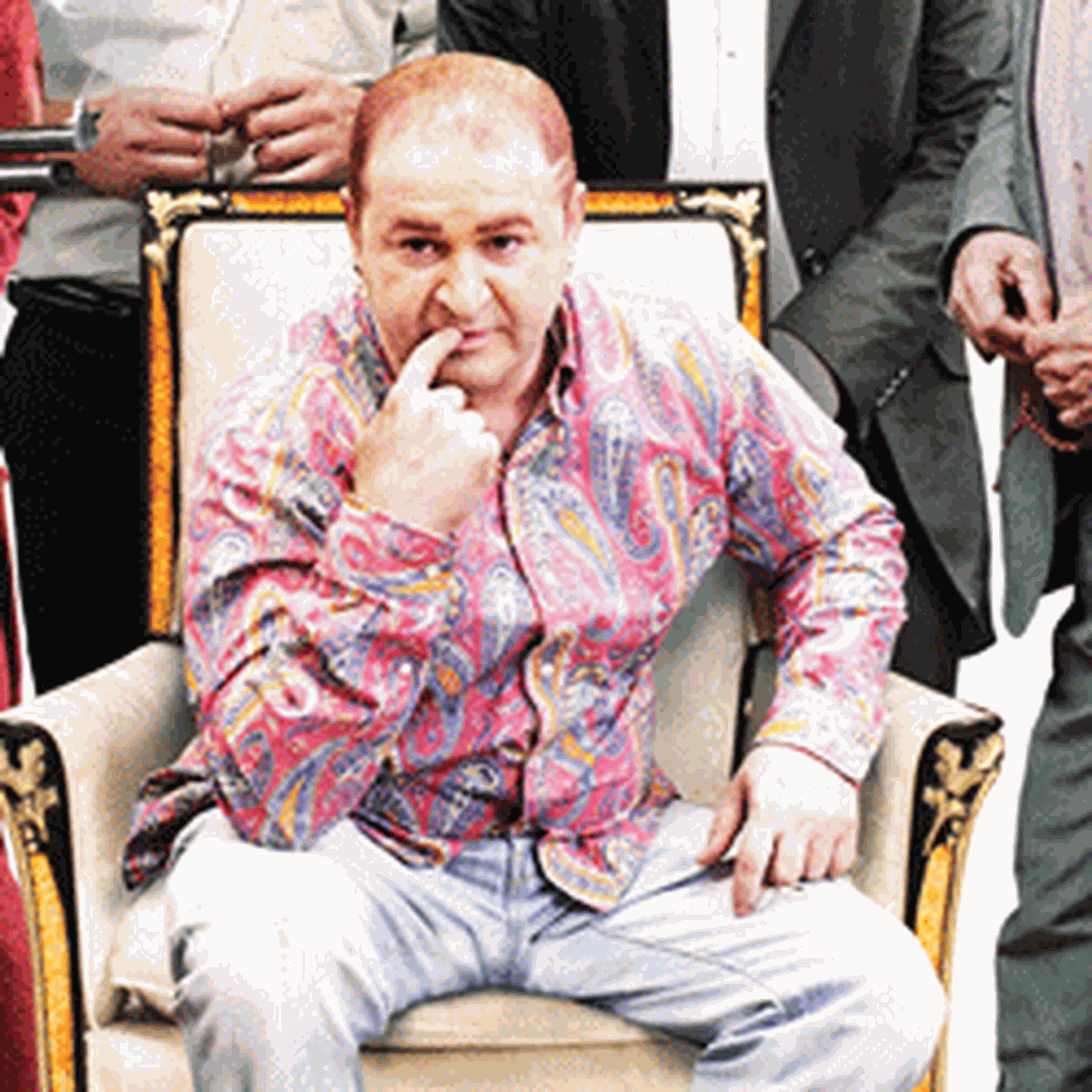 Şafak Sezer Sunucu Oluyor!