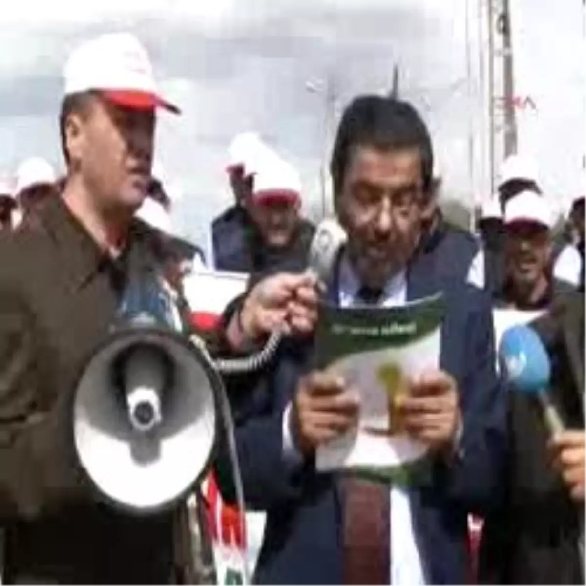 Meyve Suyu Fabrikasında Çalışan İşçiler, Eylem Yaptı