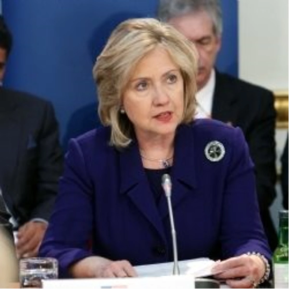 Clinton: Devrimler Seraba Dönebilir
