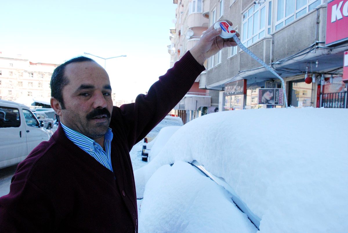 Doğu, Baharda Dondu