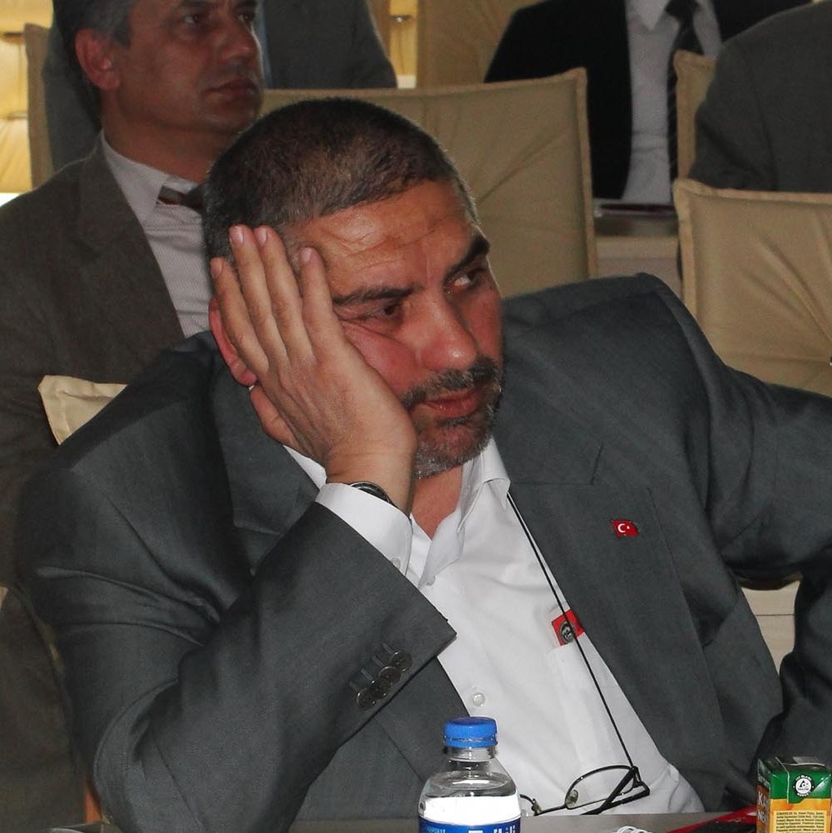 Belediye Başkanı Kalp Krizinden Öldü