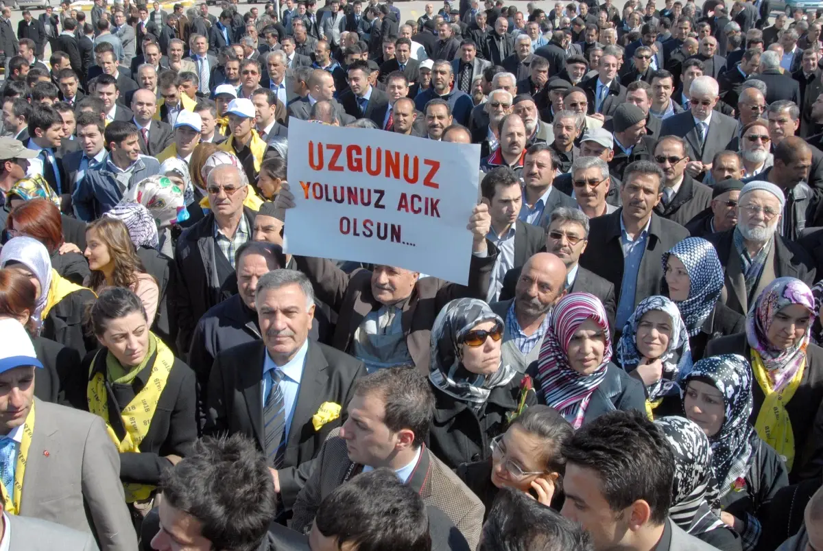 "İzmir İçin Çalışacağız, Erzincanlının Farkını Orada da Göstereceğiz"