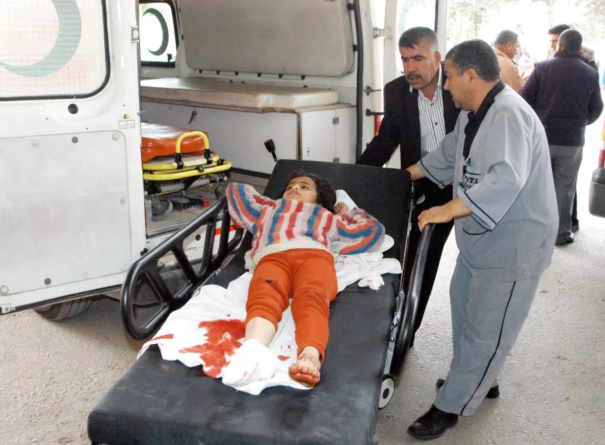 Küçük Seda, Kopan Parmaklarıyla Hastaneye Getirildi