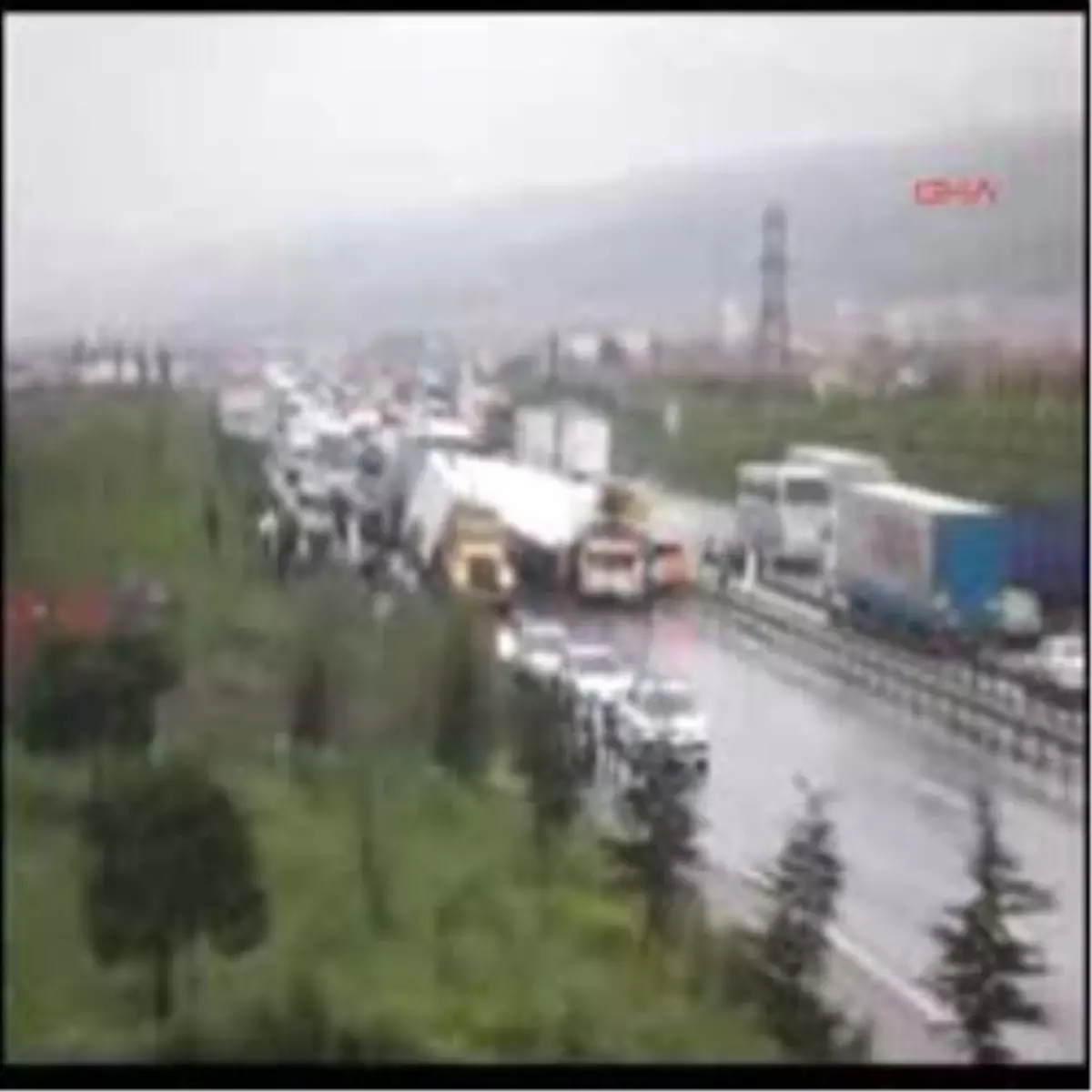 Yağmur Yağdı, Kazalar Birbirini İzledi