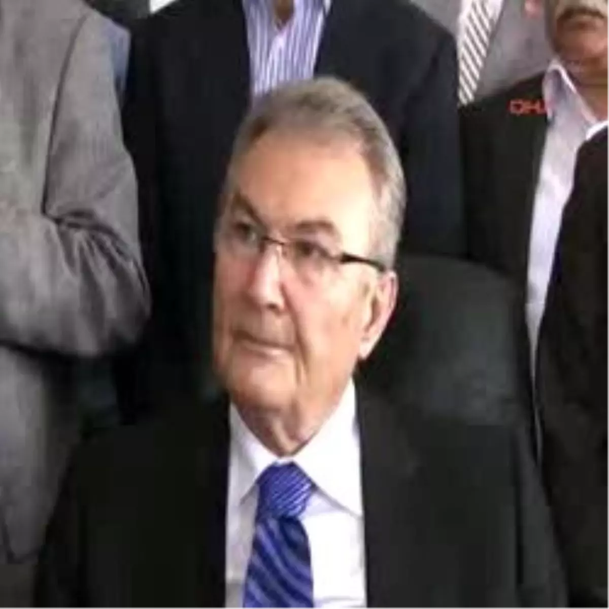 Deniz Baykal: Türkiye\'yi AKP\'ye Teslim Etmeye Kimsenin Hakkı Yok