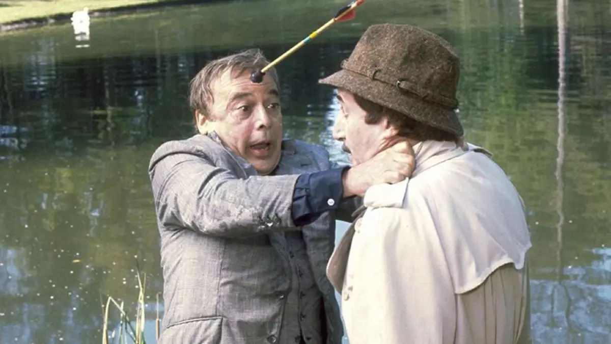 The Pınk Panther Strıkes Agaın –Pembe Panter Coşuyor

