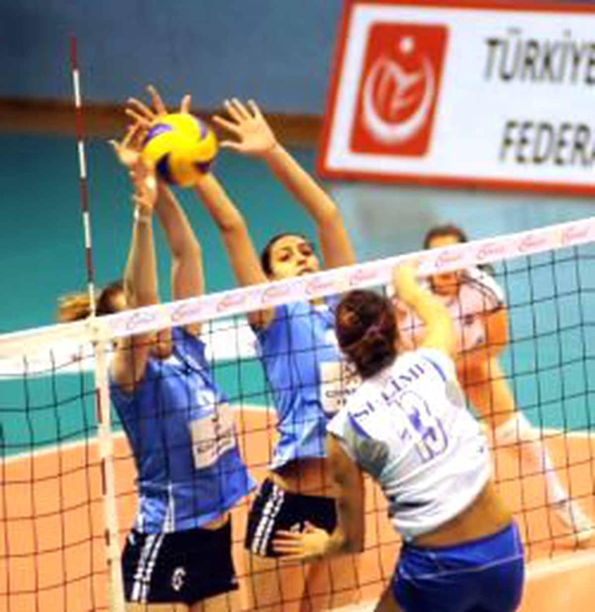 İller Bankası - Nilüfer Belediyespor: 0-3