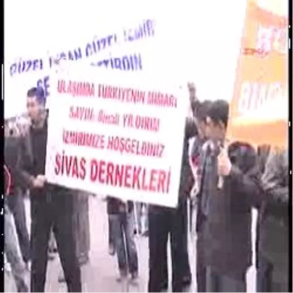 Binali Yıldırım, Havalanından Kente Trenle Geldi