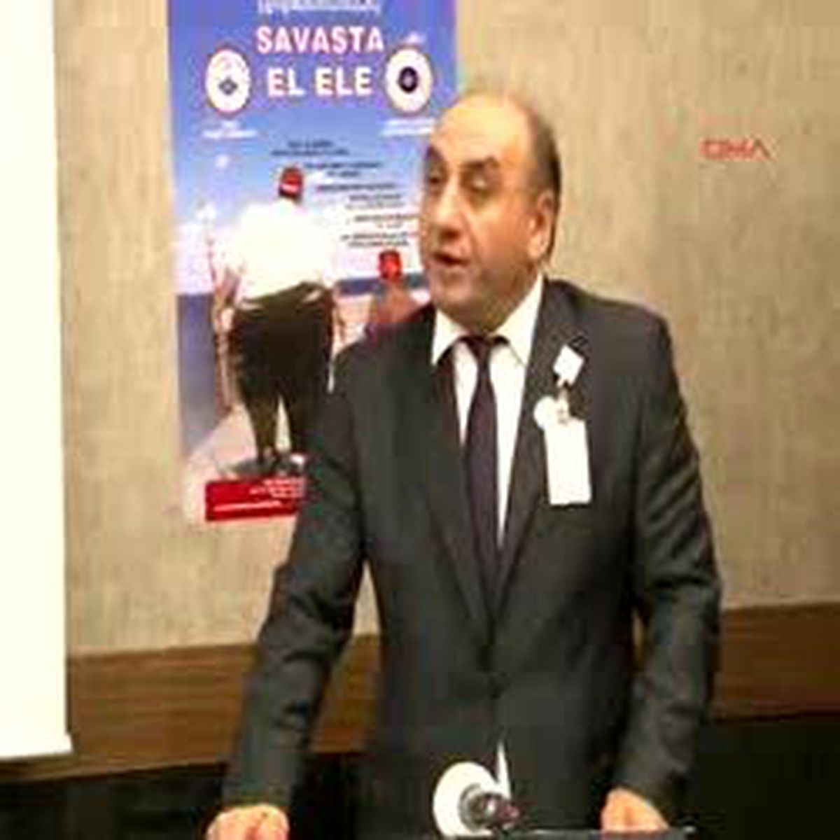Atatürk Havalimanı'nda Kilolarla Savaş