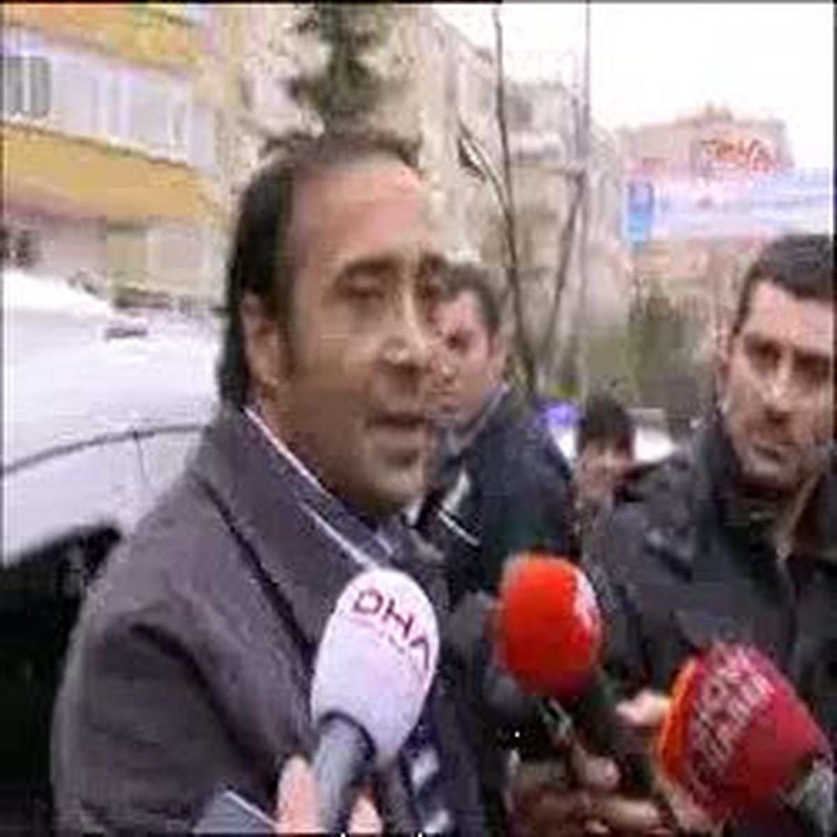 'Rambo Bıçağıyla Saldırdı'