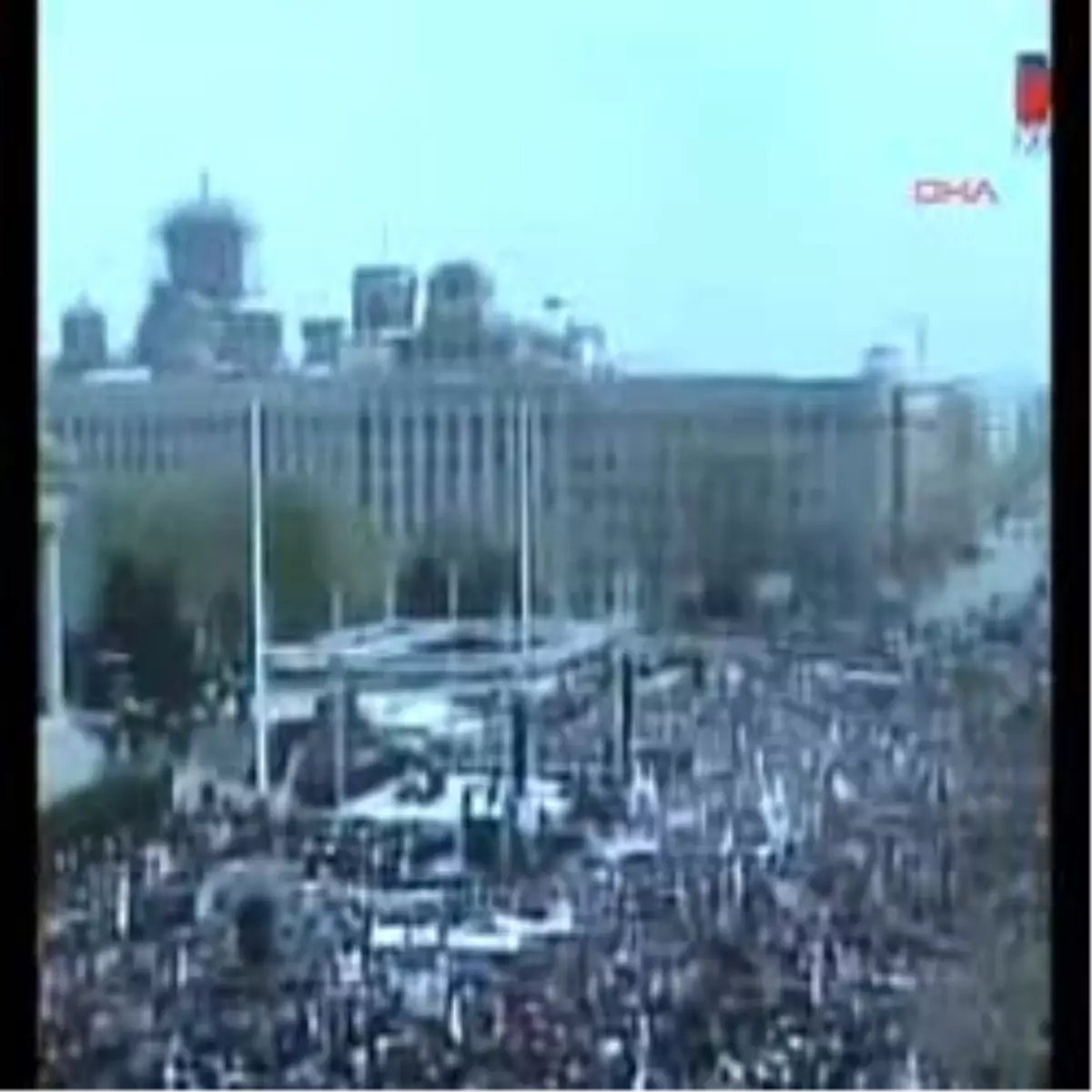 Muhalefet Lideri Açlık Grevine Başladı