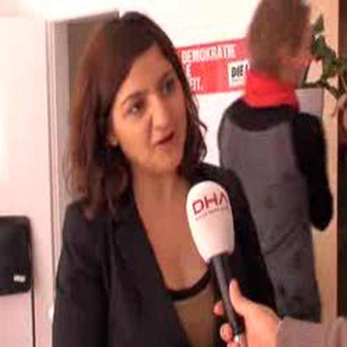 Sol Partili Milletvekilleri Demirel Ve Akbayır, Köln'de Büro Açtı