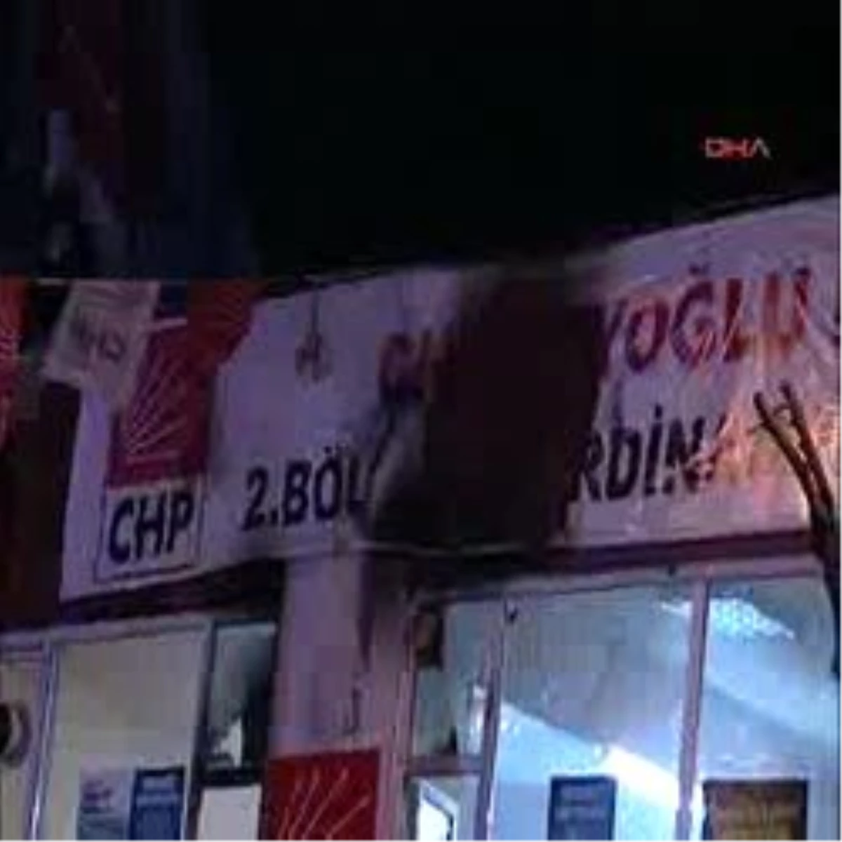 CHP Seçim Bürosuna Molotfolu Saldırı