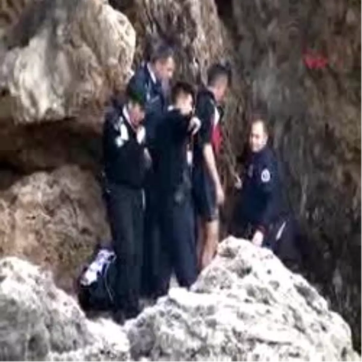 Falezlerde 11 Saatlik Can Pazarı