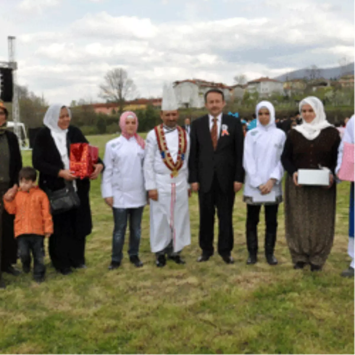 Kartepe’de Yöresel Yemekler Yarıştı