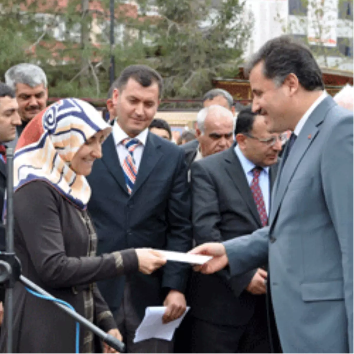 Kültür Değerlerimizi Yaşatarak Gelecek Kuşaklara Aktarabiliriz