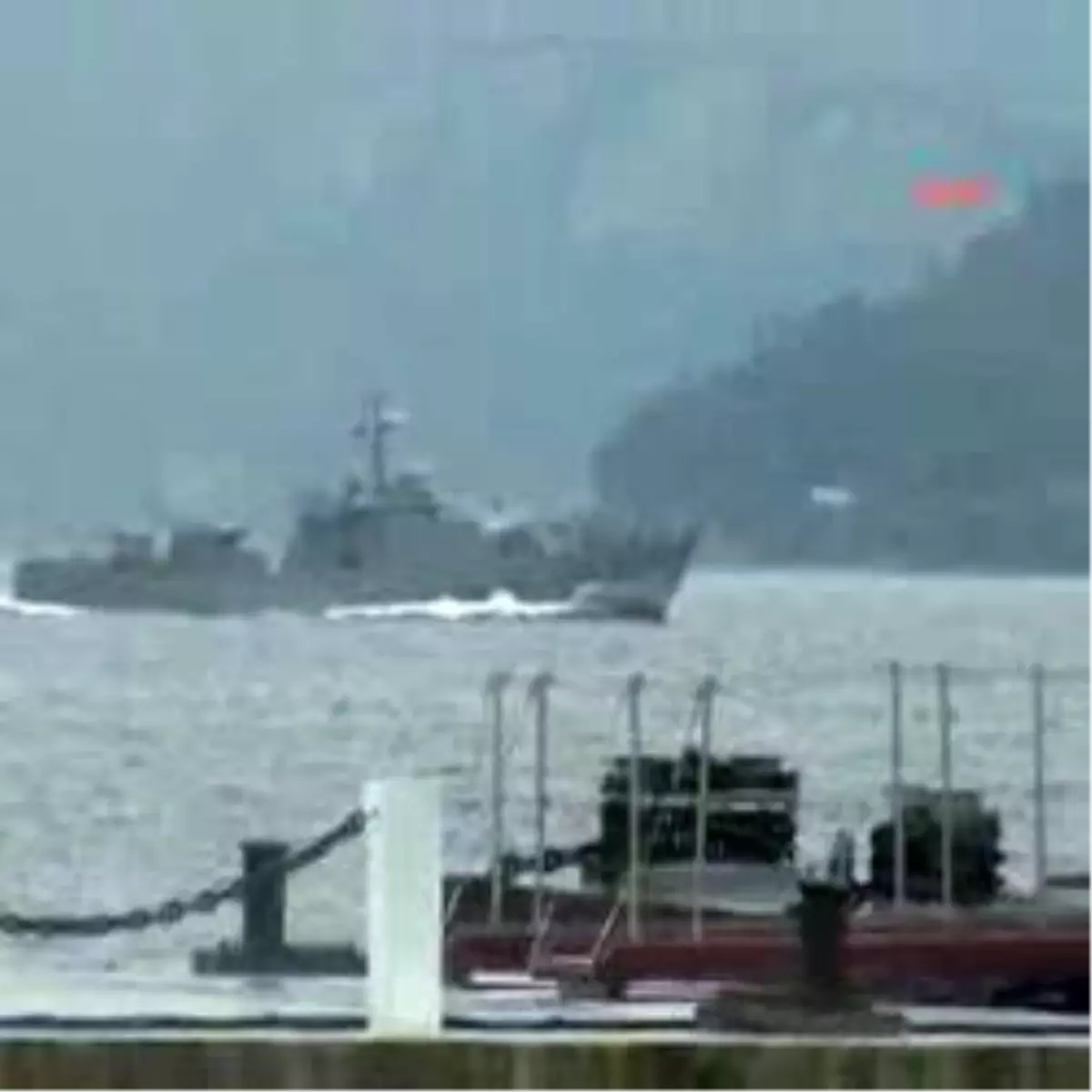 Pakistan Savaş Gemisi Boğaz\'da