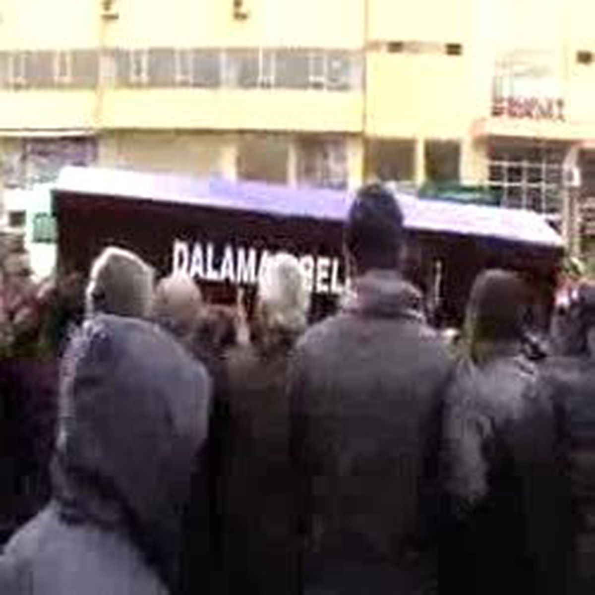 Biricik Kızını Yeni Bedenlerde Yaşatacak