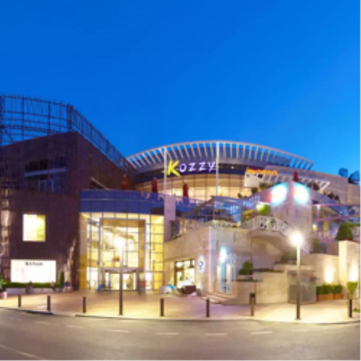 Avrupa’nın En İyisi Olmaya Aday Kozzy 1. Yılını Kutluyor!
