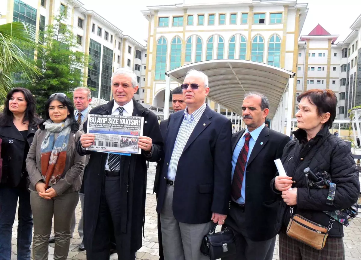 DSP\'den de Ecevitli Afiş İçin Suç Duyurusu