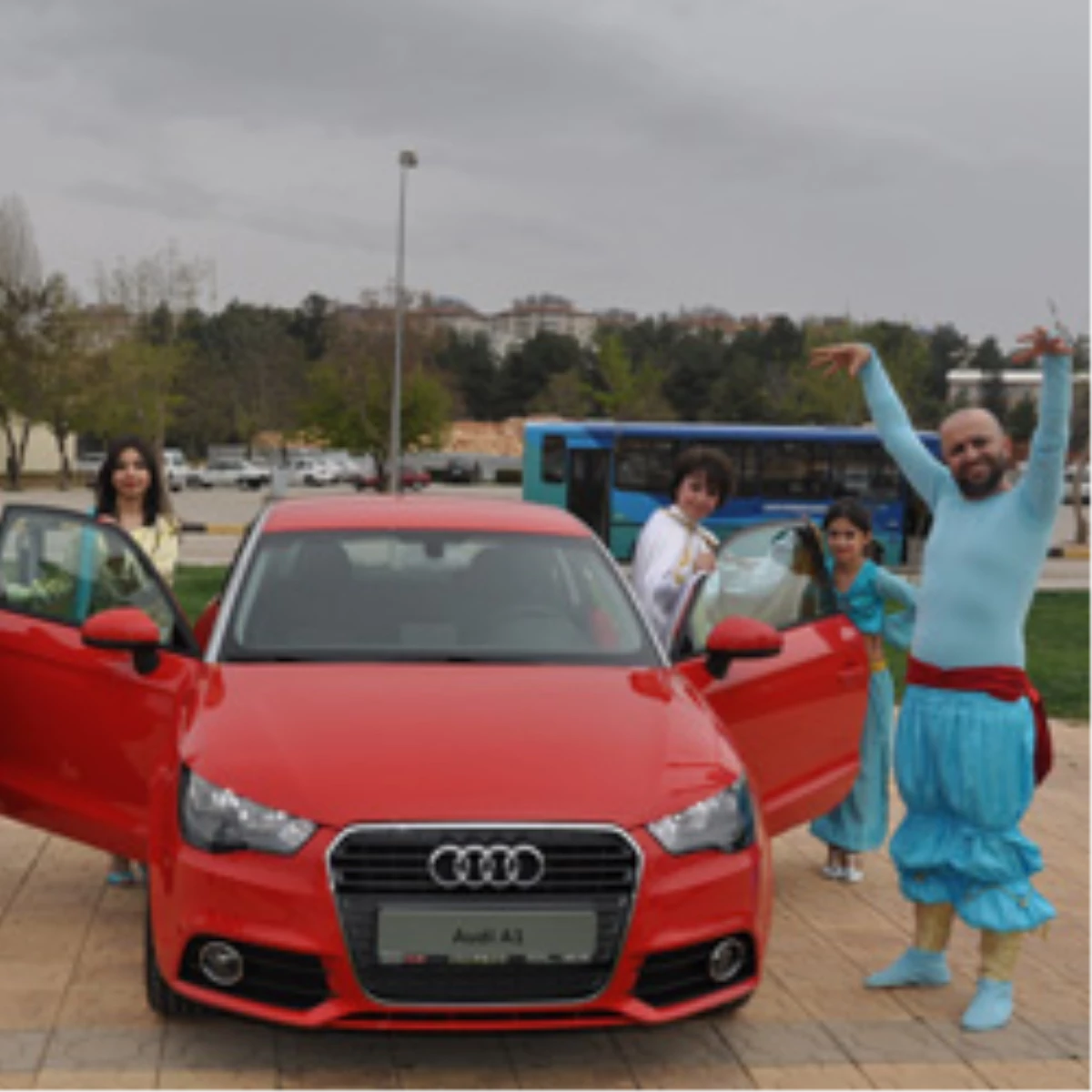 Acarsan Audi’ye Alaaddin Teşekkürü Yağıyor