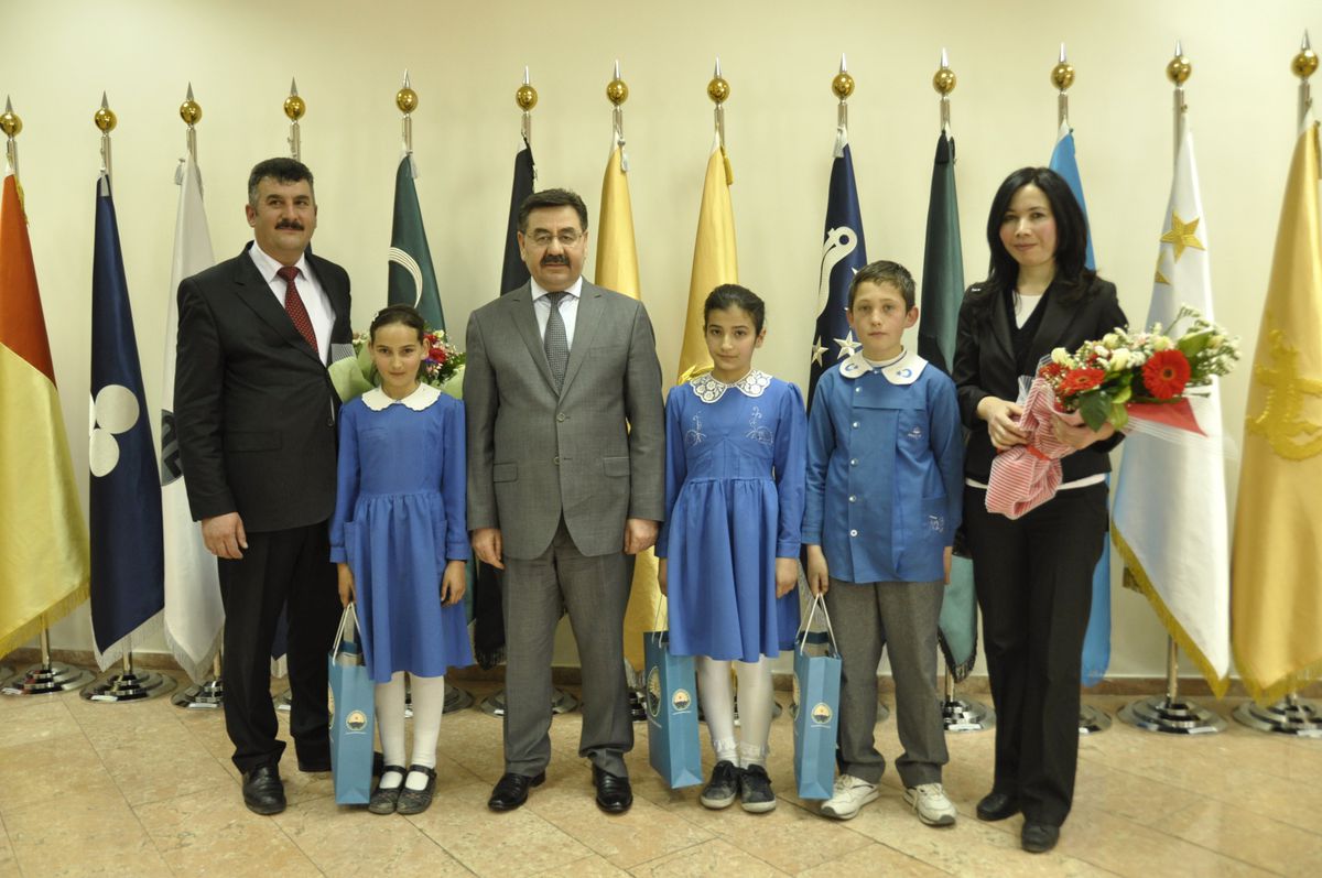 Başkan Makamını Çocuklara Devretti