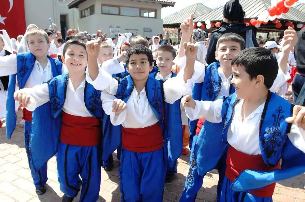 Çocuklar ‘23 Nisan’ı Coşkuyla Kutladı