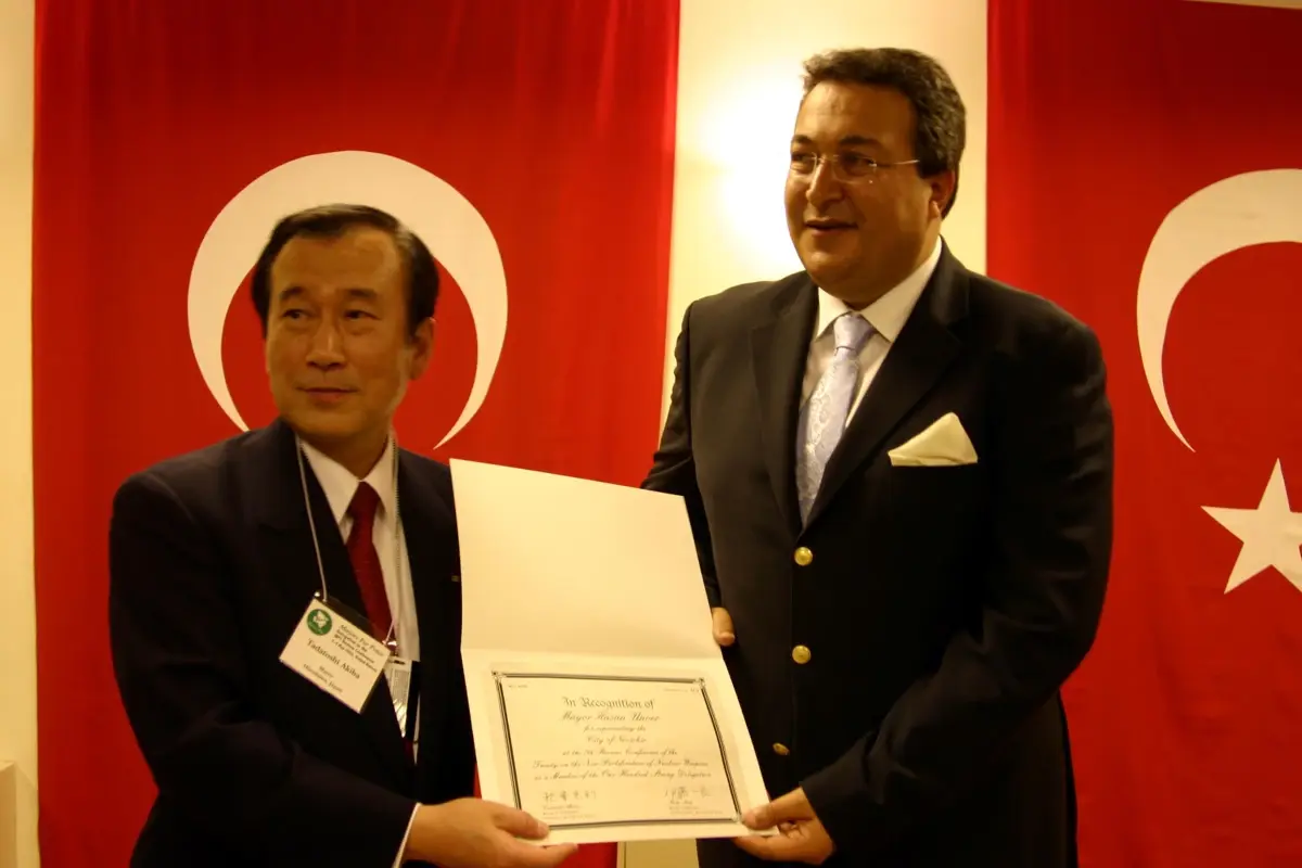 Hiroşima Belediye Başkanı Akiba'dan Ünver'e, Teşekkür Mektubu