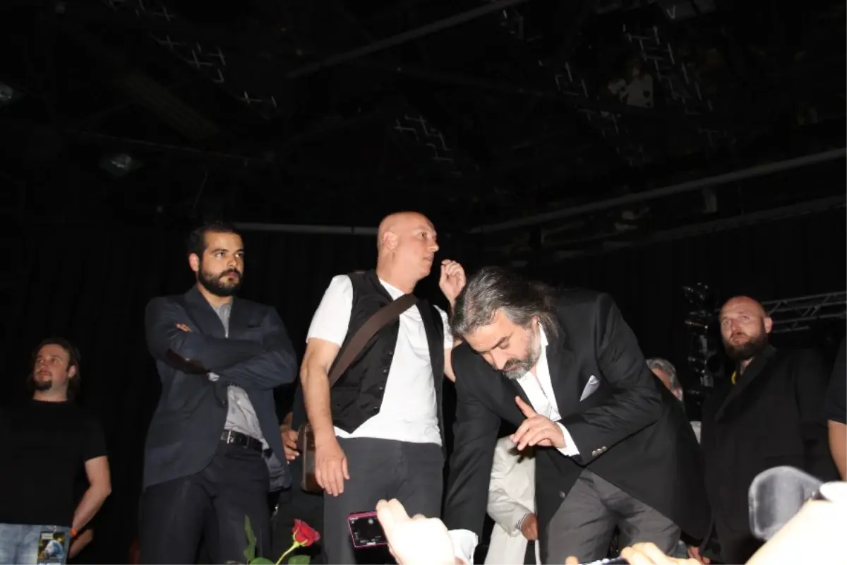 Volkan Konak\'a Almanya\'da Elektrik Engeli