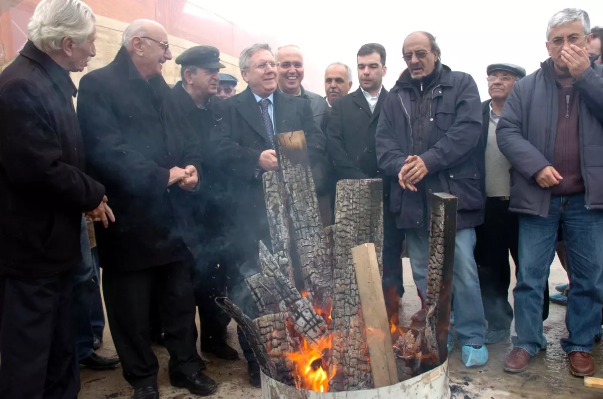 Aziz Yıldırım Tesisleri Tanıttı