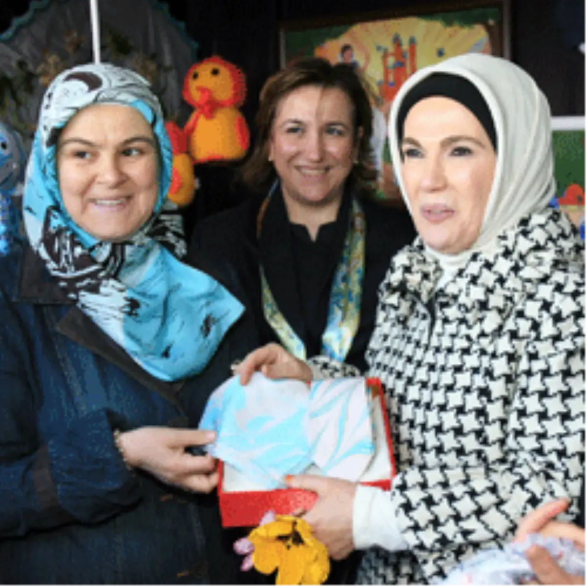 First Lady KO-MEK Sergisinde