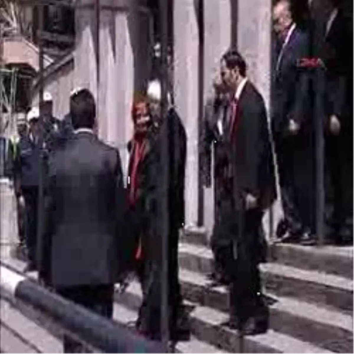 İstanbul Valisi Mutlu\'dan \'hedef Okul Muydu " Sorusuna Yanıt... 