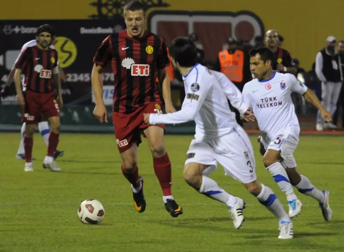 Trabzonspor Yara Aldı