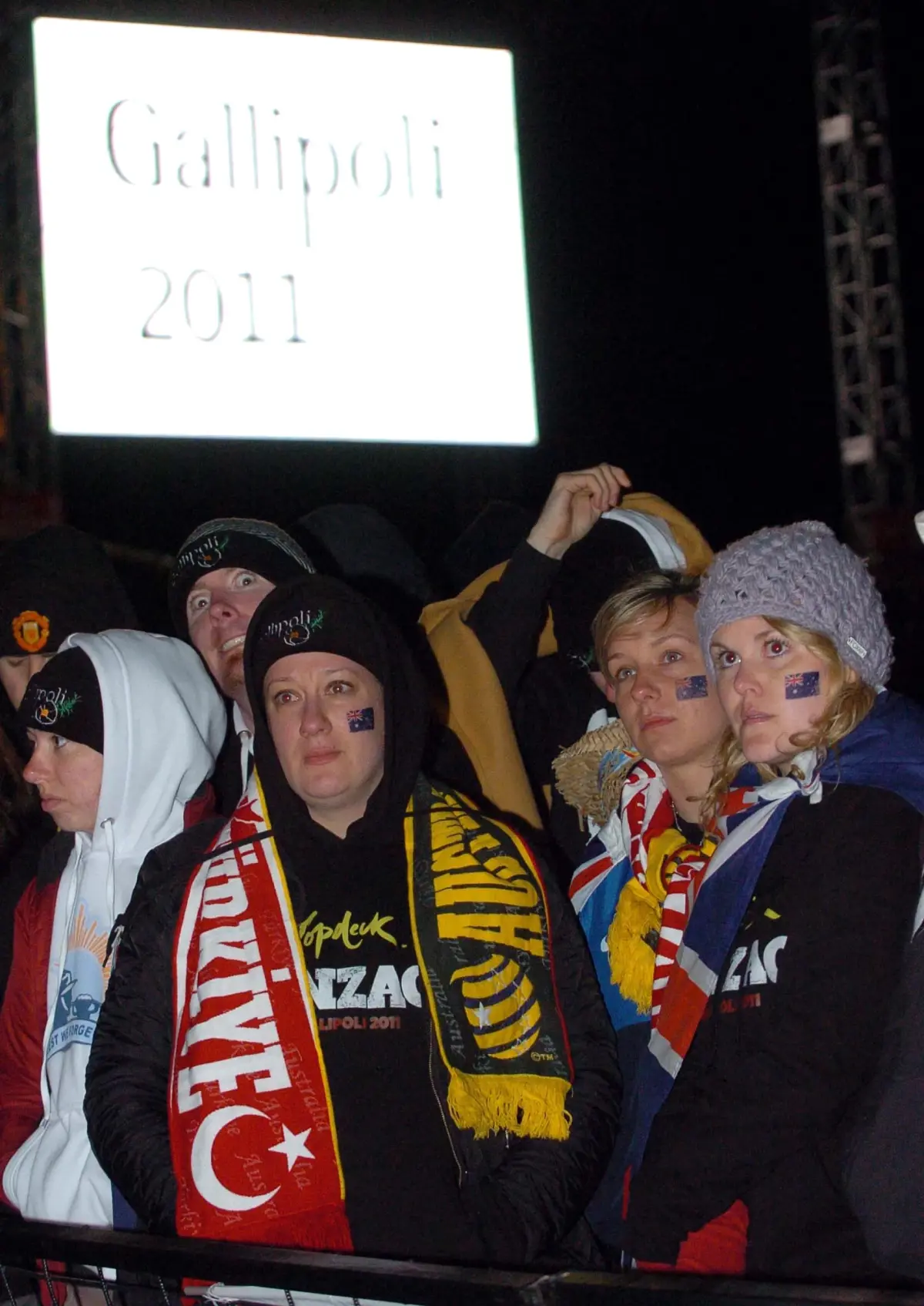 6 Bin Anzak, Atalarını Andı