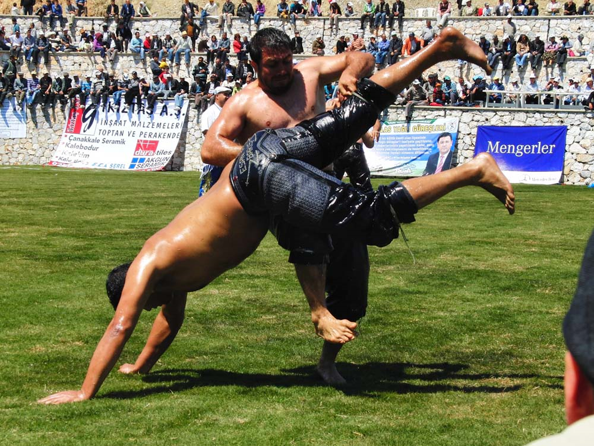 Milas'ta Karaboğa Başpehlivan