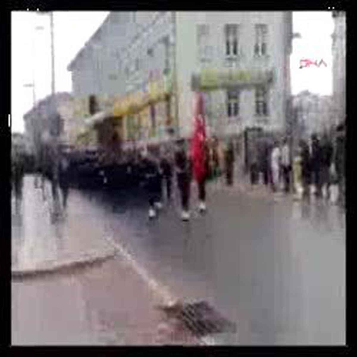 Özel Harekat'tan 'bozkurt' Sloganlı Yürüyüş