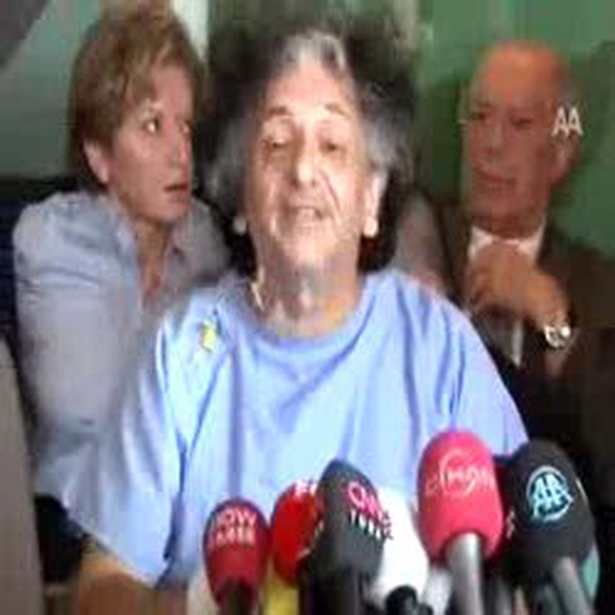 Baykam Gözyaşlarını Tutamadı