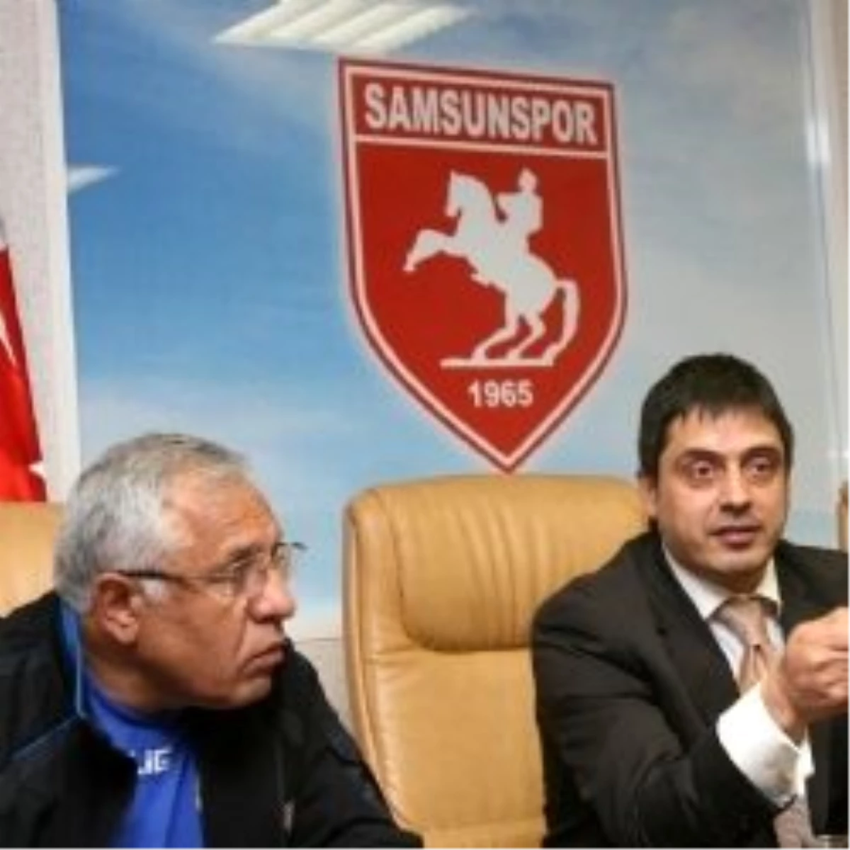 Samsunspor Teknik Direktörü Kalpar Şampiyonluğu Garantilemek İstediklerini Söyledi